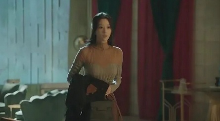 Любовь, страсть и революция: зачарованный мир четырех жен Эдуарда Лимонова кадры