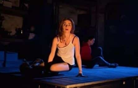 Читай и рыдай кадры