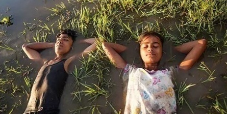 Деревенские рок-звезды кадры Деревенские рок-звезды кадры
