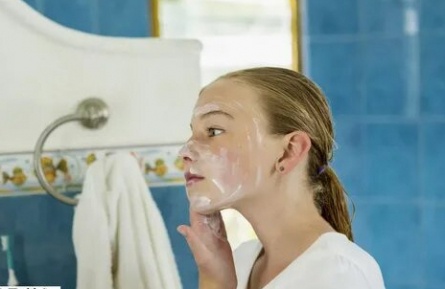 Чистота начинается с детства: как мужское и женское влияют на отношение к гигиене кадры