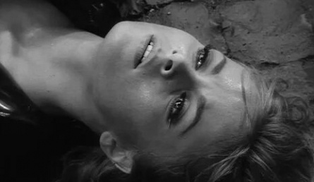 Девушка, которая слишком много знала кадры