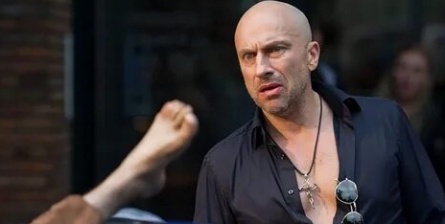 Дмитрий Нагиев привлек внимание хулиганов кадры