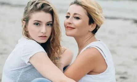Дочь Агутина стесняется отца кадры Дочь Агутина стесняется отца кадры
