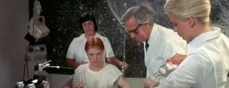 Доктор Кто Женщина, которая упала на Землю кадры Доктор Кто Женщина, которая упала на Землю кадры