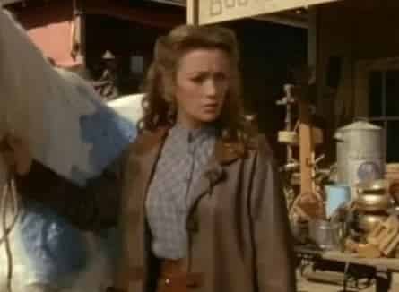 Доктор Куин, женщина-врач кадры