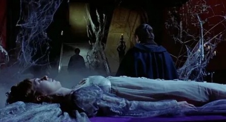 Дом черных теней кадры