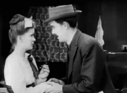 Дом, милый дом кадры