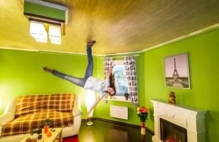 Дом вверх дном кадры Дом вверх дном кадры