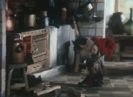 Домовой и хозяйка кадры