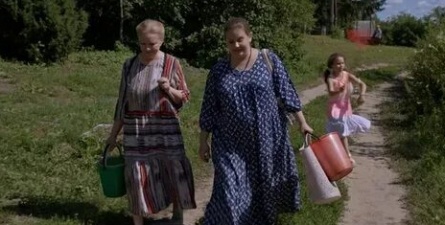 Друзья в огороде кадры