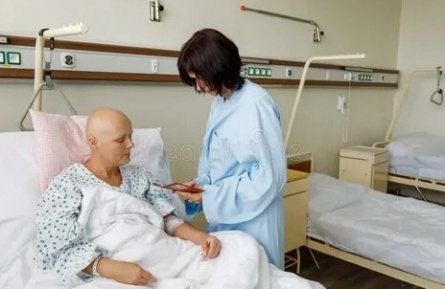 Дугласу не помогает химиотерапия кадры