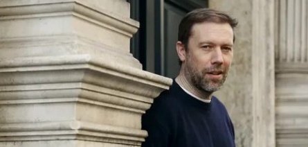 Душа, отлитая в бронзе кадры Душа, отлитая в бронзе кадры