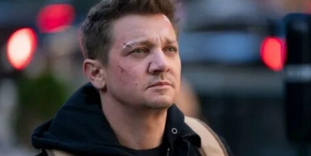 Джереми Реннер дебютирует в роли продюсера кадры