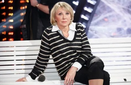 Елена Яковлева отмечает полувековой юбилей кадры