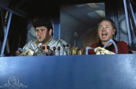 Этот безумный, безумный мир кадры