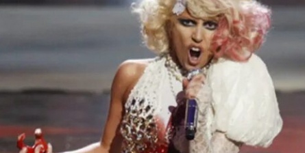Gaga попала в Книгу Гиннесса кадры