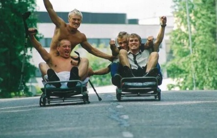 Горячие финские парни Чуваки против профи кадры