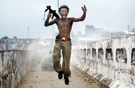 Hondros кадры