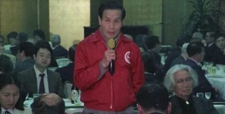 Идет армия голого короля кадры