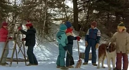 Игра в снежки кадры Игра в снежки кадры