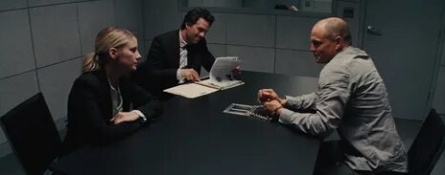 Иллюзия допроса кадры