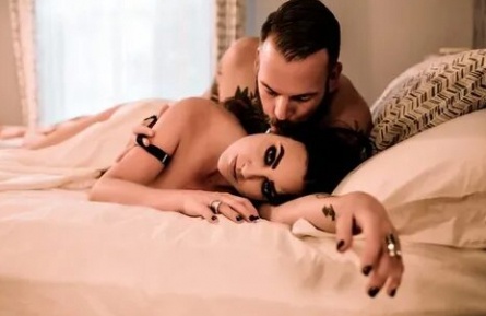 Intimate Sessions кадры Intimate Sessions кадры
