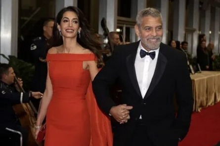 Сказочная любовь Джорджа и Амали Клуни: романтическая история знаменитой пары кадры Сказочная любовь Джорджа и Амали Клуни: романтическая история знаменитой пары кадры