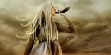 Сиф - жена Тора, чья история удивляет своей могущественностью кадры