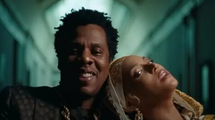 Jay-Z сдружился со Смитами кадры Jay-Z сдружился со Смитами кадры