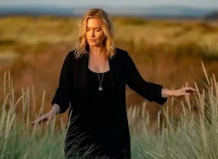 Кейт Уинслет отпраздновала 35-й юбилей кадры