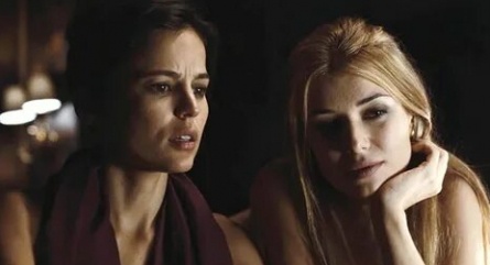 Комната в Риме кадры