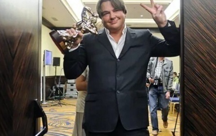 Константин Эрнст награжден 