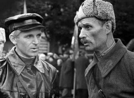 Красная площадь. 1-я и 2-я части кадры