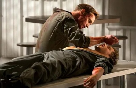 Кровавый прилив кадры