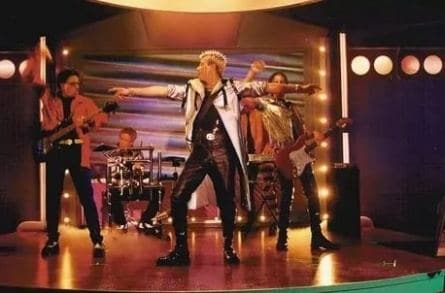 Ксенон: Девушка 21 века кадры