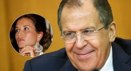 Загадочная супруга Сергея Лаврова: кто она, как выглядит и что скрывает от общественности? кадры Загадочная супруга Сергея Лаврова: кто она, как выглядит и что скрывает от общественности? кадры