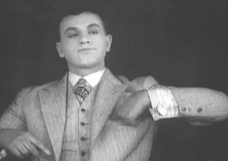 Кукла с миллионами кадры