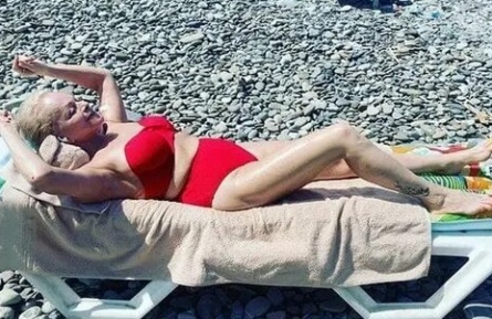 Лариса Долина показала себя не в лучшем виде кадры
