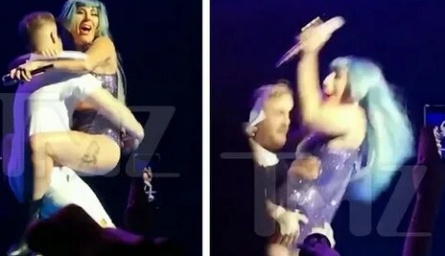 Леди Гага померяется количеством фанов с Бибером кадры