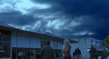 Ледяной смерч кадры