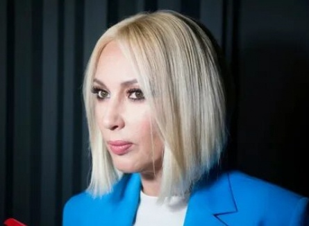 Лера Кудрявцева тайно встречается с хоккеистом кадры