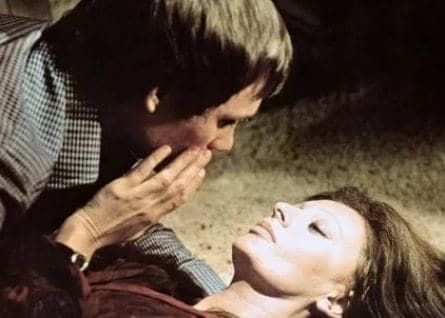 Любители подглядывать кадры Любители подглядывать кадры