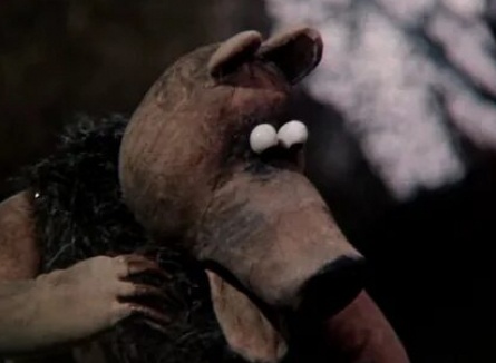 Малиновка и медведь кадры