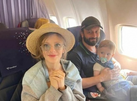 Секреты родственных связей: Мать Ильи Авербуха и свекровь Лизы Арзамасовой - кто такая невестка? кадры