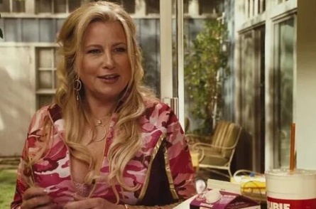 Не только Мать Стифлера: удивительная жизнь и карьера актрисы из Американского пирога в юности кадры Не только Мать Стифлера: удивительная жизнь и карьера актрисы из Американского пирога в юности кадры