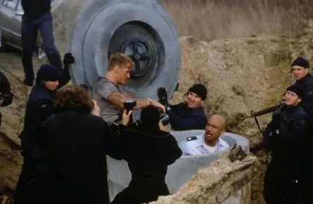 Миротворец кадры