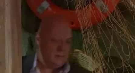 Мы объявляем вам войну кадры