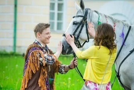 На белом коне кадры На белом коне кадры