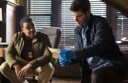 NBC пораньше выпустит сериалы Гримм и На старт кадры