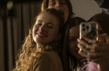 Девочки, внимание Мамамоооо новые звезды кадры